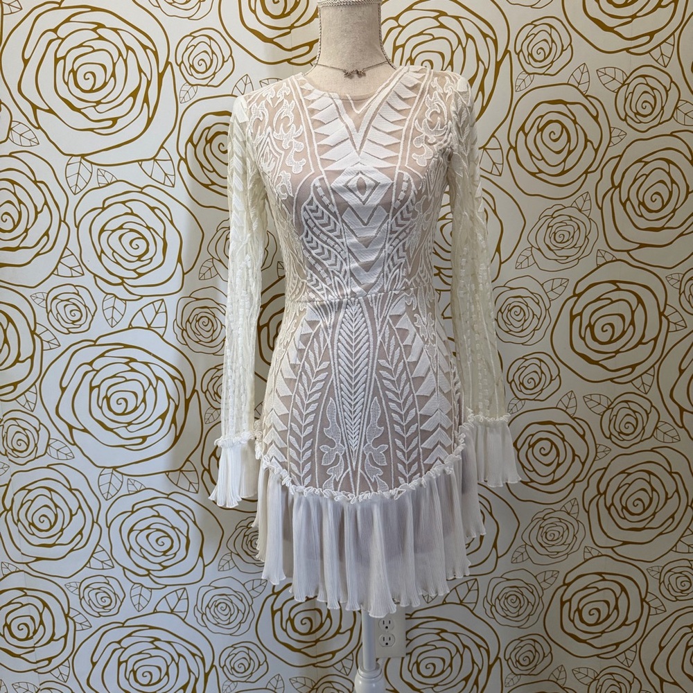 White Long Sleeve Lace Fit & Flare Dress - Picture 2 of 7